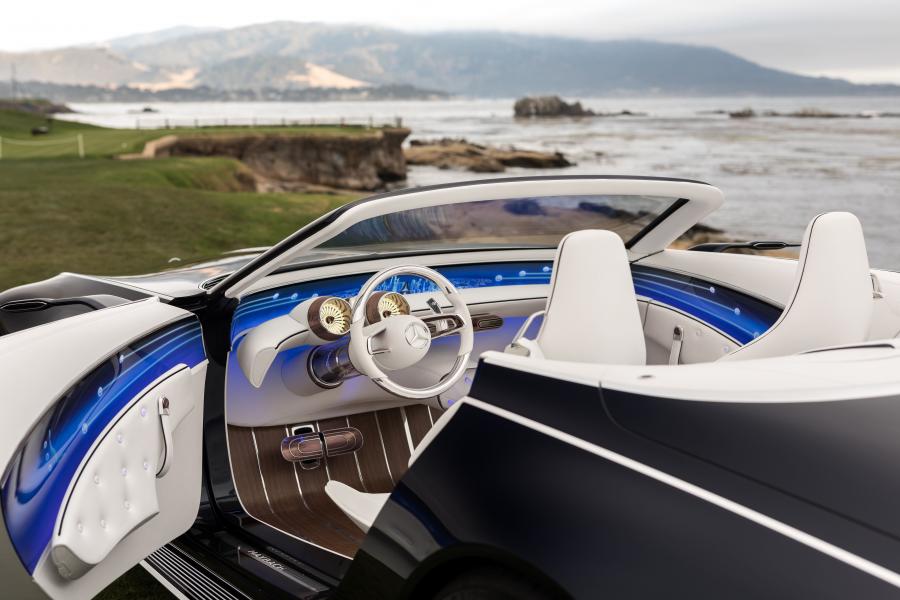 Интерьер Vision Mercedes-Maybach 6 Cabriolet 2017 года  (фото 39 из 40)